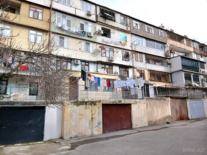 Satılır 3 otaqlı köhnə tikili 120 m², Qara Qarayev m., photo 8 from 32