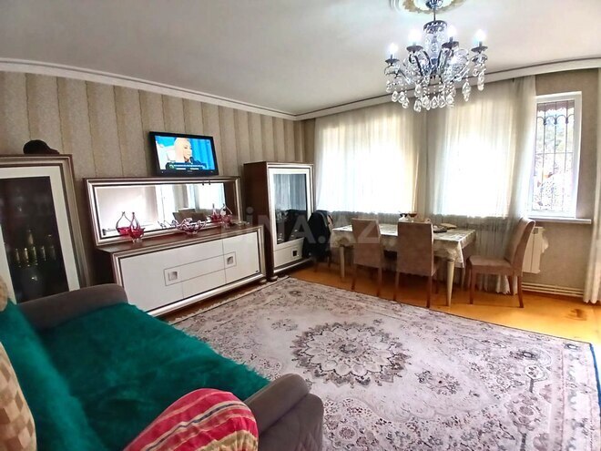 Satılır 3 otaqlı köhnə tikili 120 m², Qara Qarayev m., photo 3 from 32