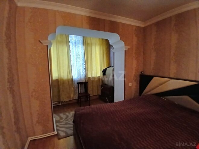 Satılır 3 otaqlı köhnə tikili 120 m², Qara Qarayev m., photo 16 from 32