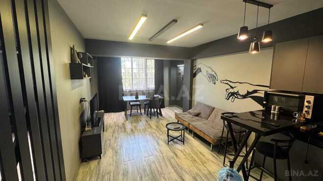 Satılır 2 otaqlı köhnə tikili 62 m², 28 May m., photo 1 from 18