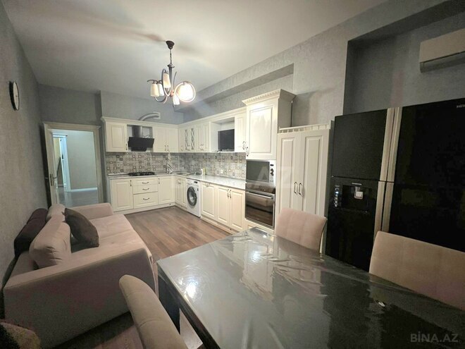 Сдаётся 3-комн. новостройка 135 м², Насиминский  р., photo 3 from 18