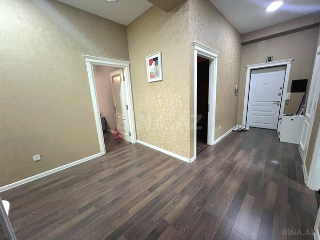 Сдаётся 3-комн. новостройка 135 м², Насиминский  р., photo 6 from 18