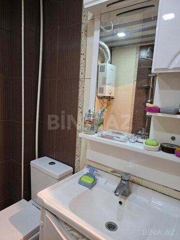 Продаётся 2-комн. вторичка 50 м², м. Элмляр Академиясы, photo 9 from 10