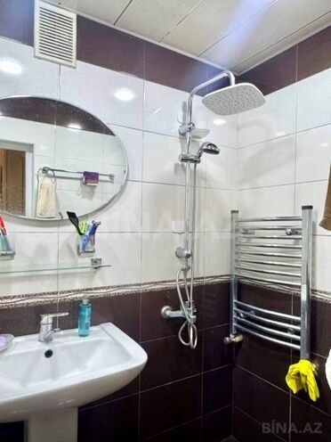 Продаётся 2-комн. вторичка 70 м², м. Низами, photo 14 from 15