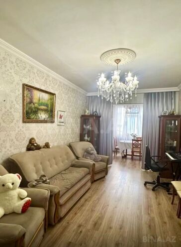 Продаётся 2-комн. вторичка 70 м², м. Низами, photo 3 from 15