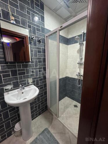 Сдаётся 3-комн. новостройка 120 м², м. Низами, photo 18 from 20