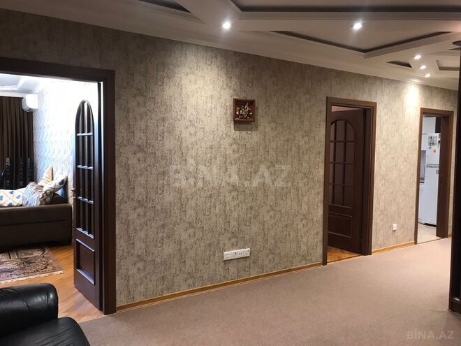 Сдаётся 3-комн. новостройка 135 м², м. Низами, photo 17 from 21