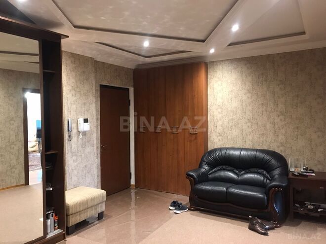 Сдаётся 3-комн. новостройка 135 м², м. Низами, photo 16 from 21