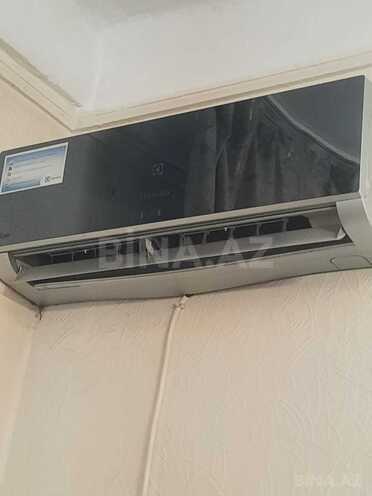 Продаётся 2-комн. вторичка 65 м², м. Элмляр Академиясы, photo 8 from 14