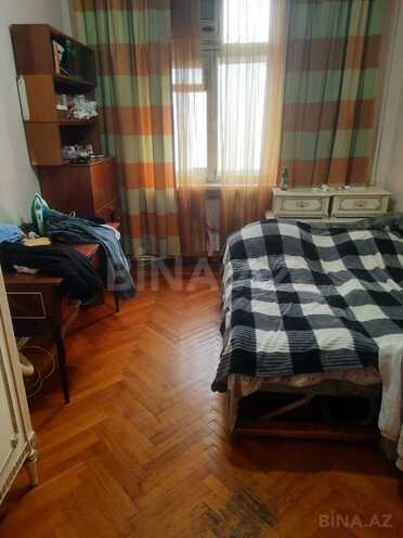 Продаётся 2-комн. вторичка 65 м², м. Элмляр Академиясы, photo 9 from 14