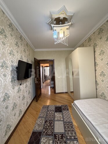 Продаётся 3-комн. вторичка 75 м², пос. Бакиханова, photo 12 from 23