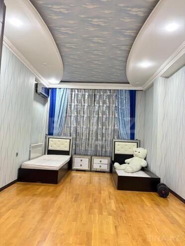 Сдаётся 3-комн. новостройка 140 м², м. Нариман Нариманов, photo 9 from 15