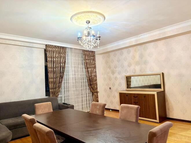 Сдаётся 3-комн. новостройка 130 м², м. Нариман Нариманов, photo 6 from 18