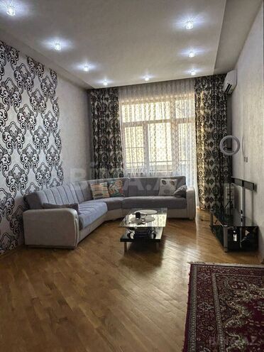 Сдаётся 3-комн. новостройка 130 м², м. Элмляр Академиясы, photo 4 from 31