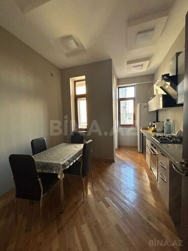 Сдаётся 3-комн. новостройка 130 м², м. Элмляр Академиясы, photo 9 from 31