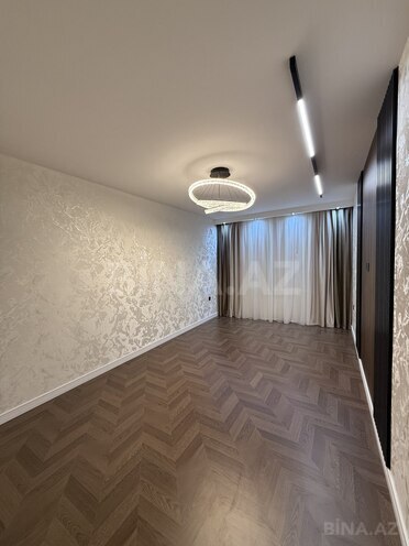 Продаётся 3-комн. вторичка 75 м², м. Ази Асланов, photo 18 from 24