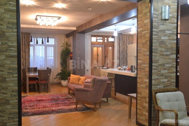 Продаётся 3-комн. новостройка 135 м², м. Элмляр Академиясы, photo 4 from 13