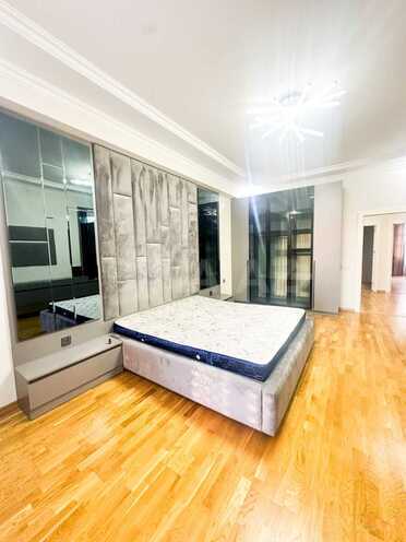 Сдаётся 3-комн. новостройка 110 м², м. Кара Караев, photo 7 from 19