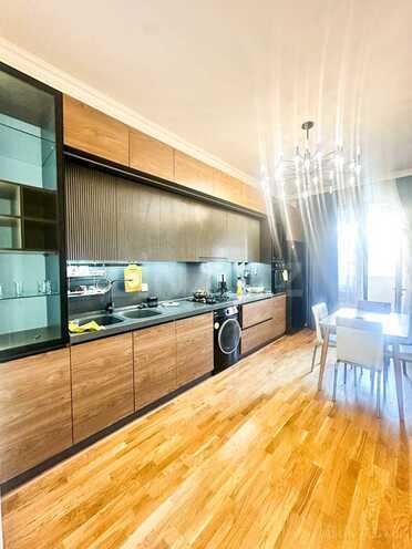 Сдаётся 3-комн. новостройка 110 м², м. Кара Караев, photo 4 from 19