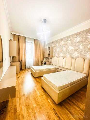 Сдаётся 3-комн. новостройка 110 м², м. Кара Караев, photo 11 from 19