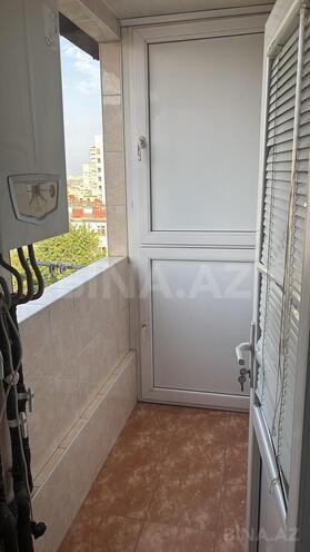 Сдаётся 3-комн. вторичка 70 м², м. 20 января, photo 9 from 11