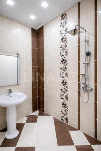 Satılır 3 otaqlı köhnə tikili 63 m², Bakıxanov q., photo 13 from 17