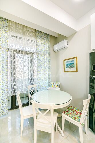 İcarəyə verilir 3 otaqlı yeni tikili 140 m², Nizami m., photo 21 from 32