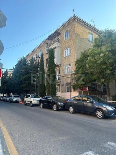 İcarəyə verilir 3 otaqlı köhnə tikili 80 m², Elmlər Akademiyası m., photo 9 from 10