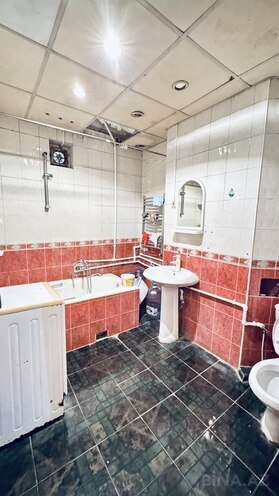 Satılır 3 otaqlı köhnə tikili 70 m², Sahil m., photo 10 from 12