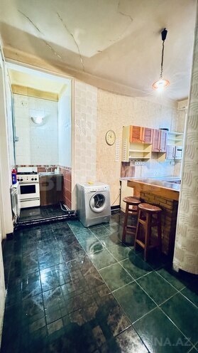 Satılır 3 otaqlı köhnə tikili 70 m², Sahil m., photo 8 from 12