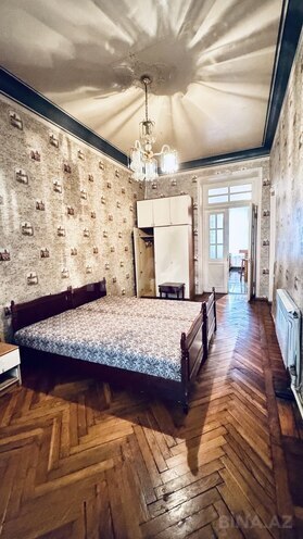 Satılır 3 otaqlı köhnə tikili 70 m², Sahil m., photo 5 from 12