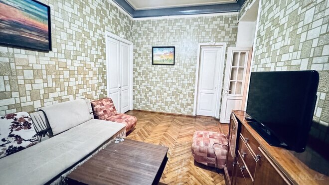 Satılır 3 otaqlı köhnə tikili 70 m², Sahil m., photo 4 from 12