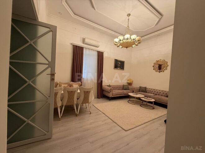 İcarəyə verilir 2 otaqlı köhnə tikili 65 m², Sahil m., photo 12 from 24