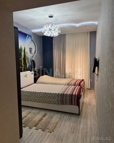 Продаётся 3-комн. новостройка 130 м², м. Кара Караев, photo 4 from 13