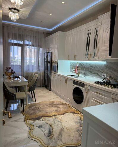 Продаётся 3-комн. новостройка 130 м², м. Кара Караев, photo 8 from 13