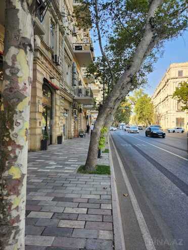 Satılır 3 otaqlı köhnə tikili 80 m², Sahil m., photo 11 from 15