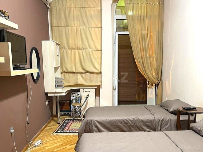 Satılır 4 otaqlı köhnə tikili 210 m², Bayıl q., photo 30 from 32