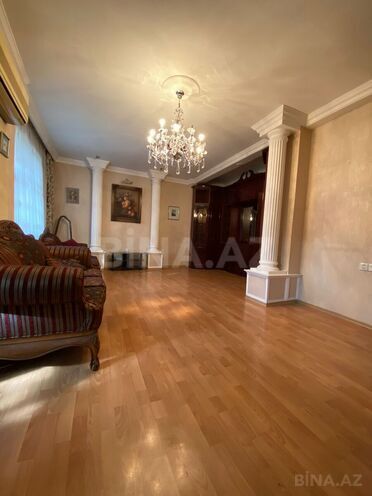 Сдаётся 3-комн. вторичка 130 м², м. Нариман Нариманов, photo 18 from 19