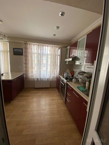 Сдаётся 3-комн. вторичка 130 м², м. Нариман Нариманов, photo 16 from 19