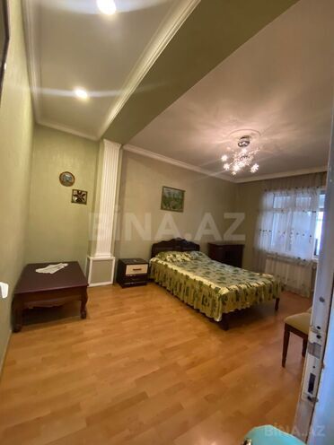 Сдаётся 3-комн. вторичка 130 м², м. Нариман Нариманов, photo 12 from 19
