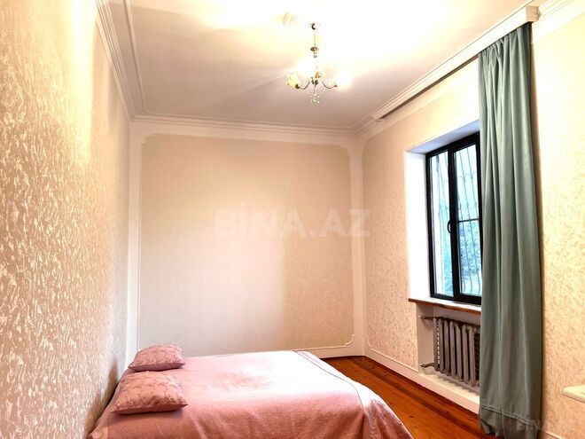 Satılır 7 otaqlı həyət evi/bağ evi 400 m², Ramana q., photo 10 from 16