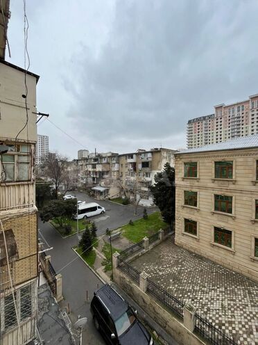 Satılır 3 otaqlı köhnə tikili 70 m², Elmlər Akademiyası m., photo 10 from 20