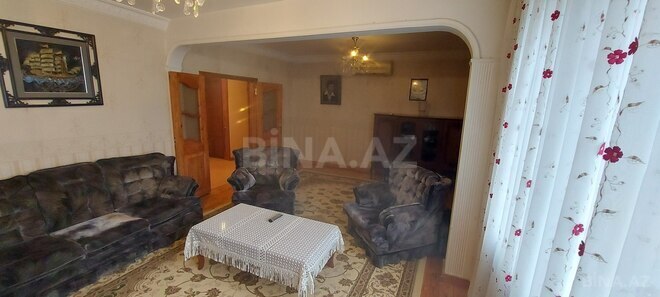 Продаётся 5-комн. вторичка 72 м², photo 12 from 20