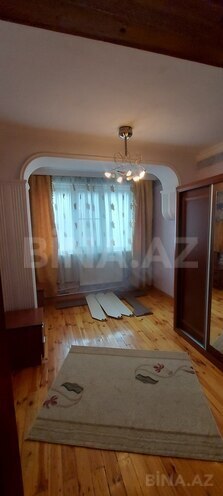 Продаётся 5-комн. вторичка 72 м², photo 5 from 20