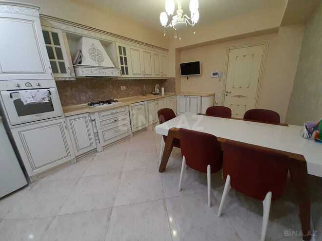 Сдаётся 3-комн. новостройка 140 м², пос. Бадамдар, photo 9 from 13
