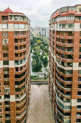 Продаётся 3-комн. новостройка 160 м², Ясамальский р., photo 29 from 31