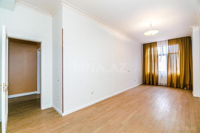 Продаётся 3-комн. новостройка 160 м², Ясамальский р., photo 19 from 31
