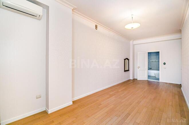 Продаётся 3-комн. новостройка 160 м², Ясамальский р., photo 18 from 31