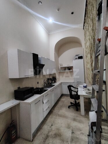 Сдаётся 3-комн. офис 125 м², м. Ичеришехер, photo 17 from 19