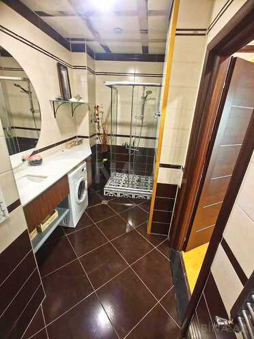 Сдаётся 3-комн. новостройка 113 м², м. Ичеришехер, photo 19 from 24